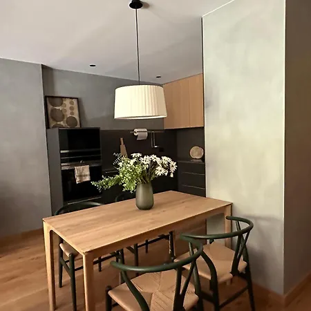 Isard Homes By Select *